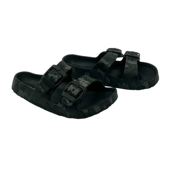 Cat & Jack Green Camouflage Slip-On Waterproof Sandals Size 13 Toddler - Picture 1 of 9